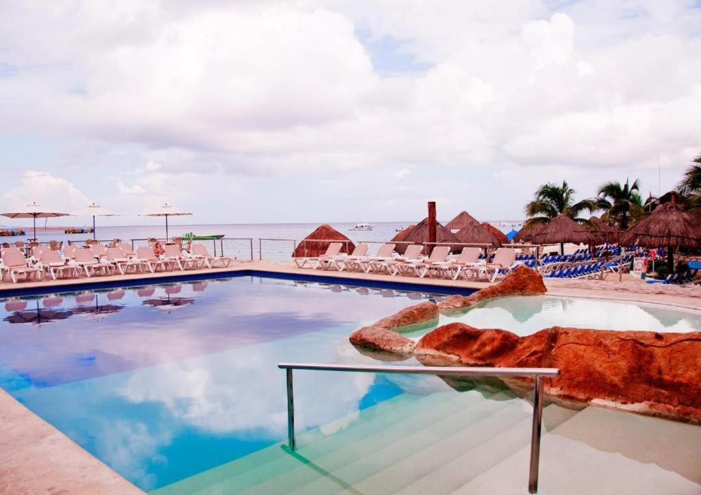 El Cid La Ceiba Hotel 3*